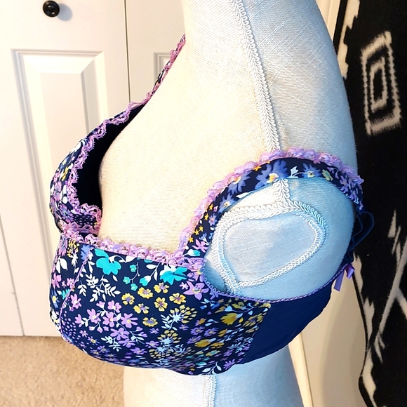 💜 EUC Cacique Brand Intimates Ladie's Cotton Blend Floral Pattern & Lace, 40F - Picture 4 of 14